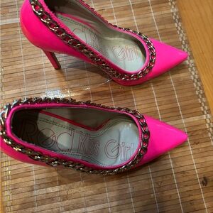 RED KISS GIRLS Vibrant Pink Chain-Embellished Heels